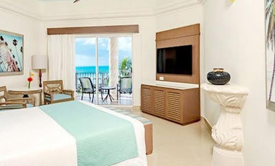 JUNIOR SUITE - OCEAN FRONT