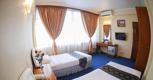panorama-hotel-suite-room-01_8706