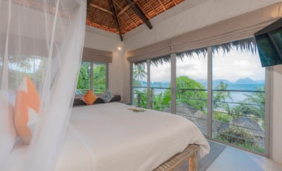 Seaview Plunge Pool Deluxe Studio