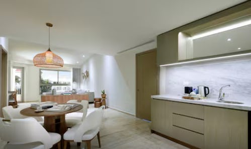 Two-Bedroom Master Suite