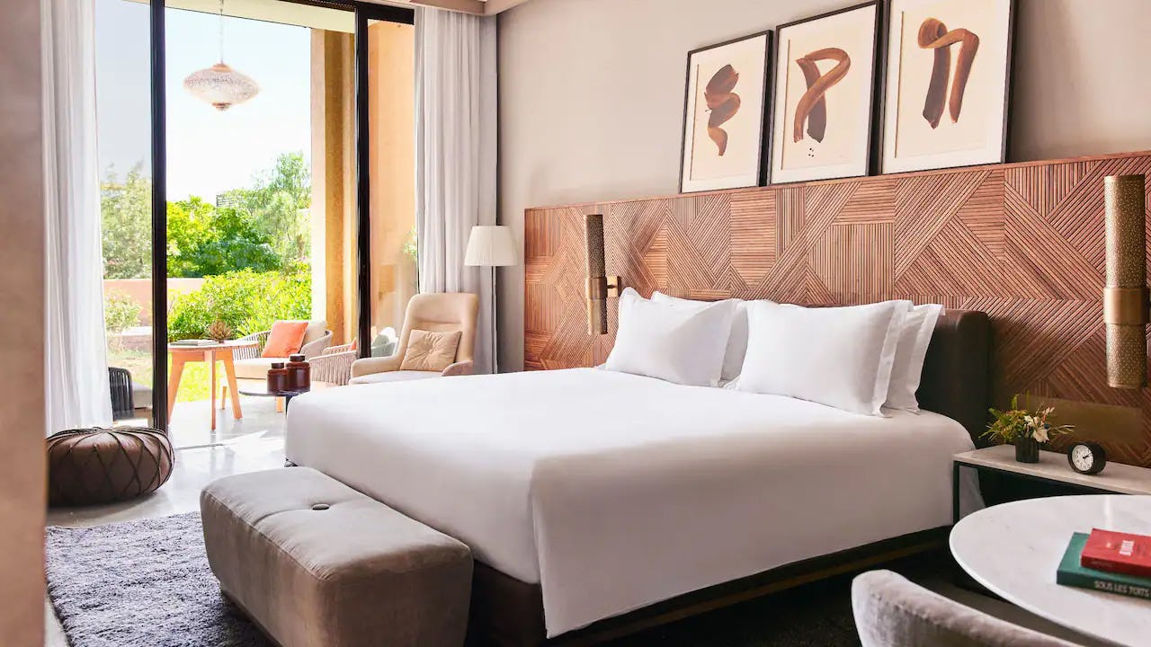 park-hyatt-marrakech-morocco-1-king-bed-01_13497
