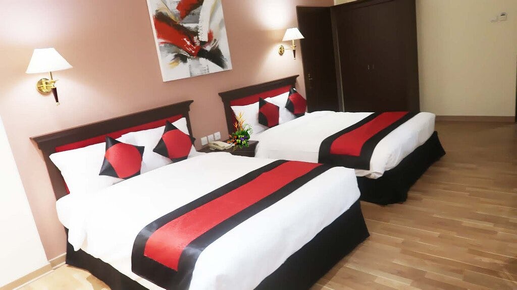 pars-international-hotel-deluxe-room-twin-bed_8025