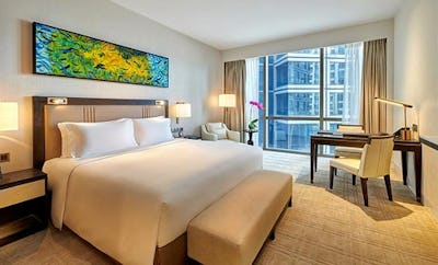 Courtyard Oasis - King