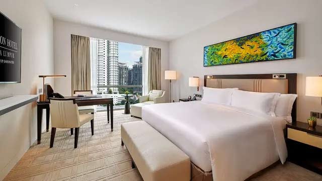 Club City Oasis - King