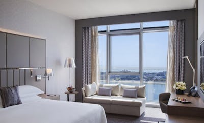 Room With Club Lounge Access