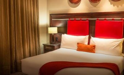 Classic Rooms (1 King Bed)