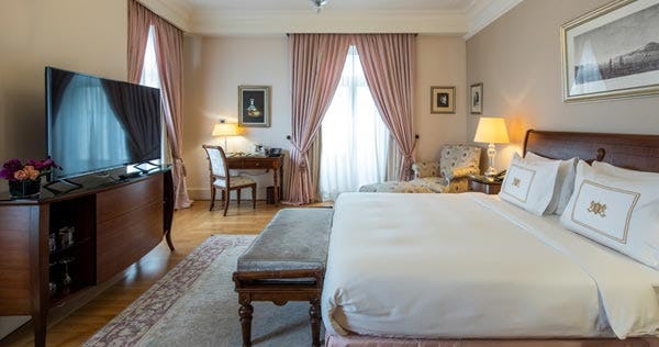 pera-palace-hotel-jumeirah-istanbul-greta-garbo-corner-room_5474