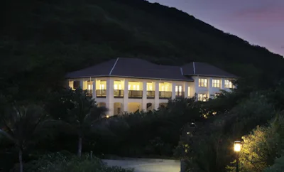 Hawks Nest 3-bedroom Villa