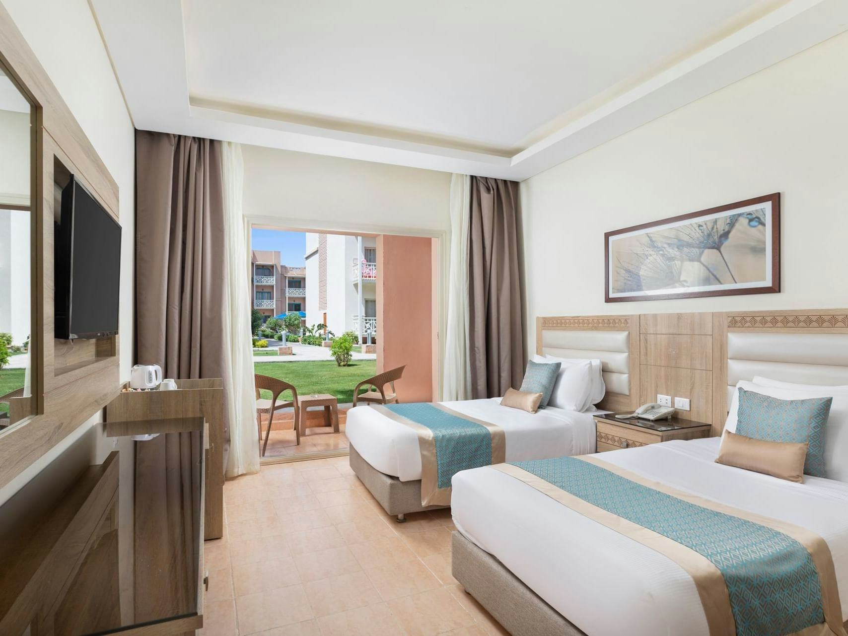 Deluxe Room with Garden View