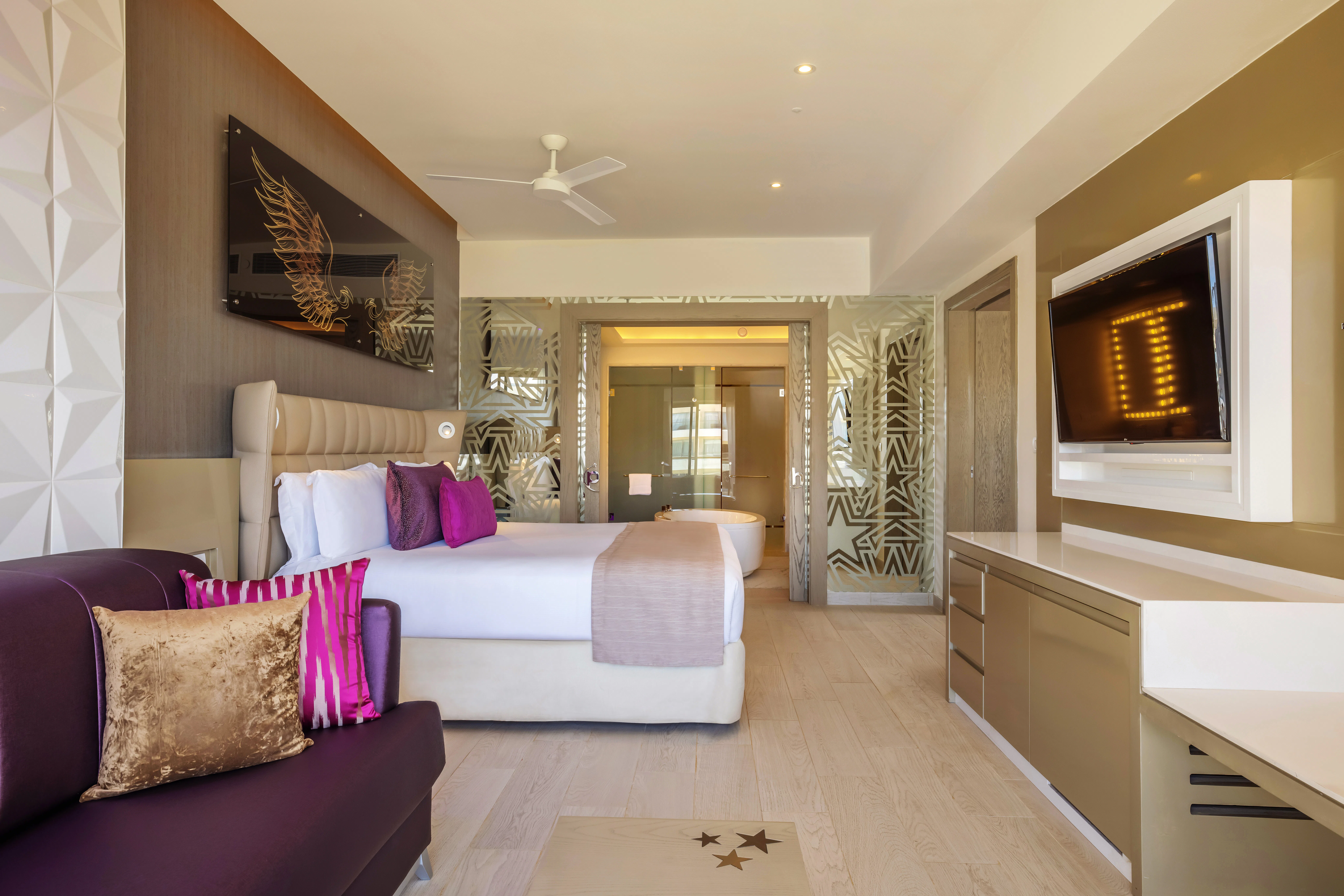 Director’s Suite – One Bedroom