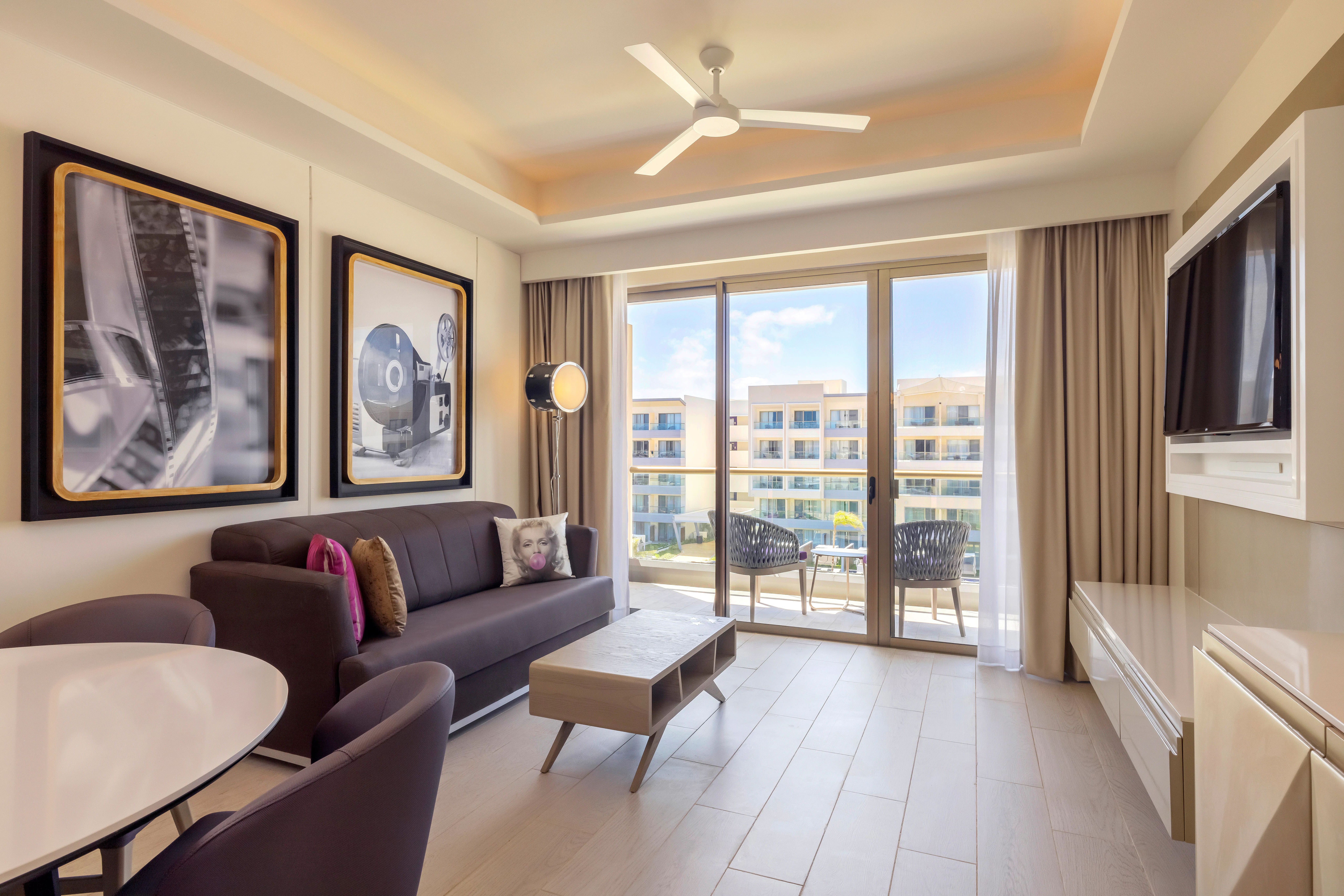 STAR Class Director’s Suite – One Bedroom