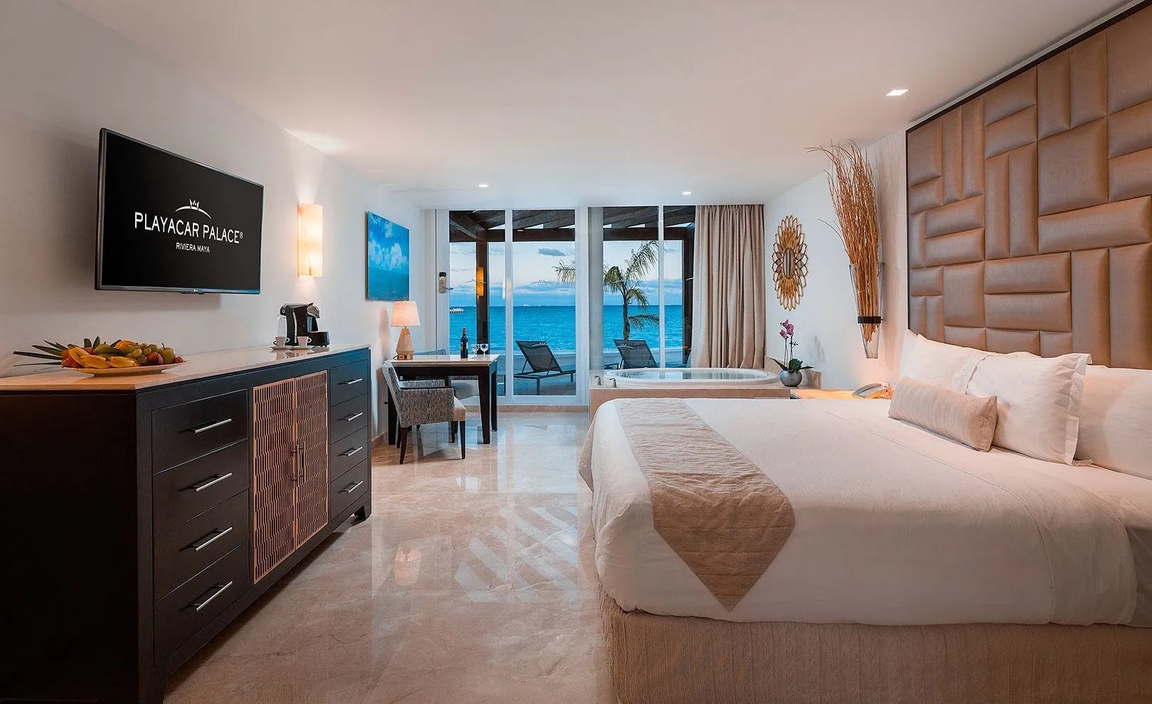 Superior Walk Out Suite Ocean Front