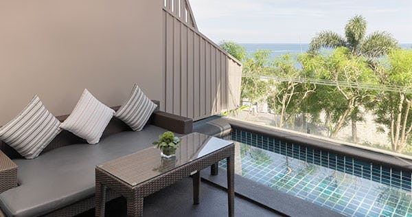 Plunge Pool View room