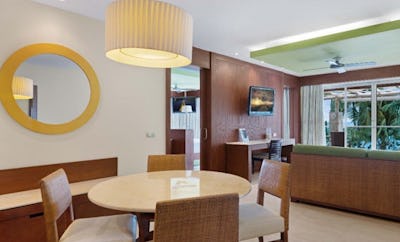 SUITE OCEAN FRONT PREMIUM LEVEL