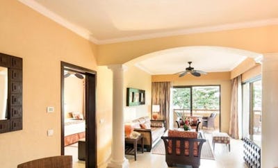 SUITE OCEAN FRONT PREMIUM LEVEL