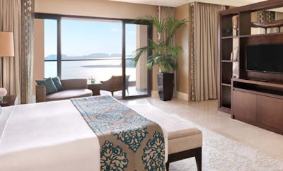 Presidential Palm Sea View Suite