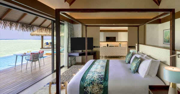 pullman-maldives-maamutha-ocean-pool-suite-03_12442