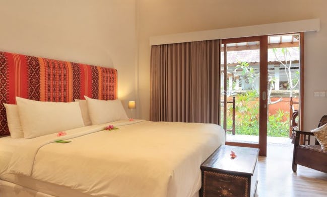 puri-mas-boutique-resort-and-spa-lombok-quirky-garden_6514