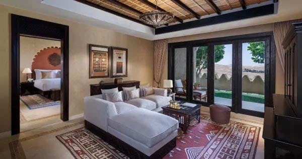 qasr-al-sarab-desert-resort-by-anantara-one-bedroom-suite-02_2142