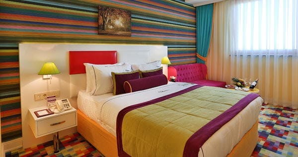 qua-hotel-istanbul-standard-room_9392