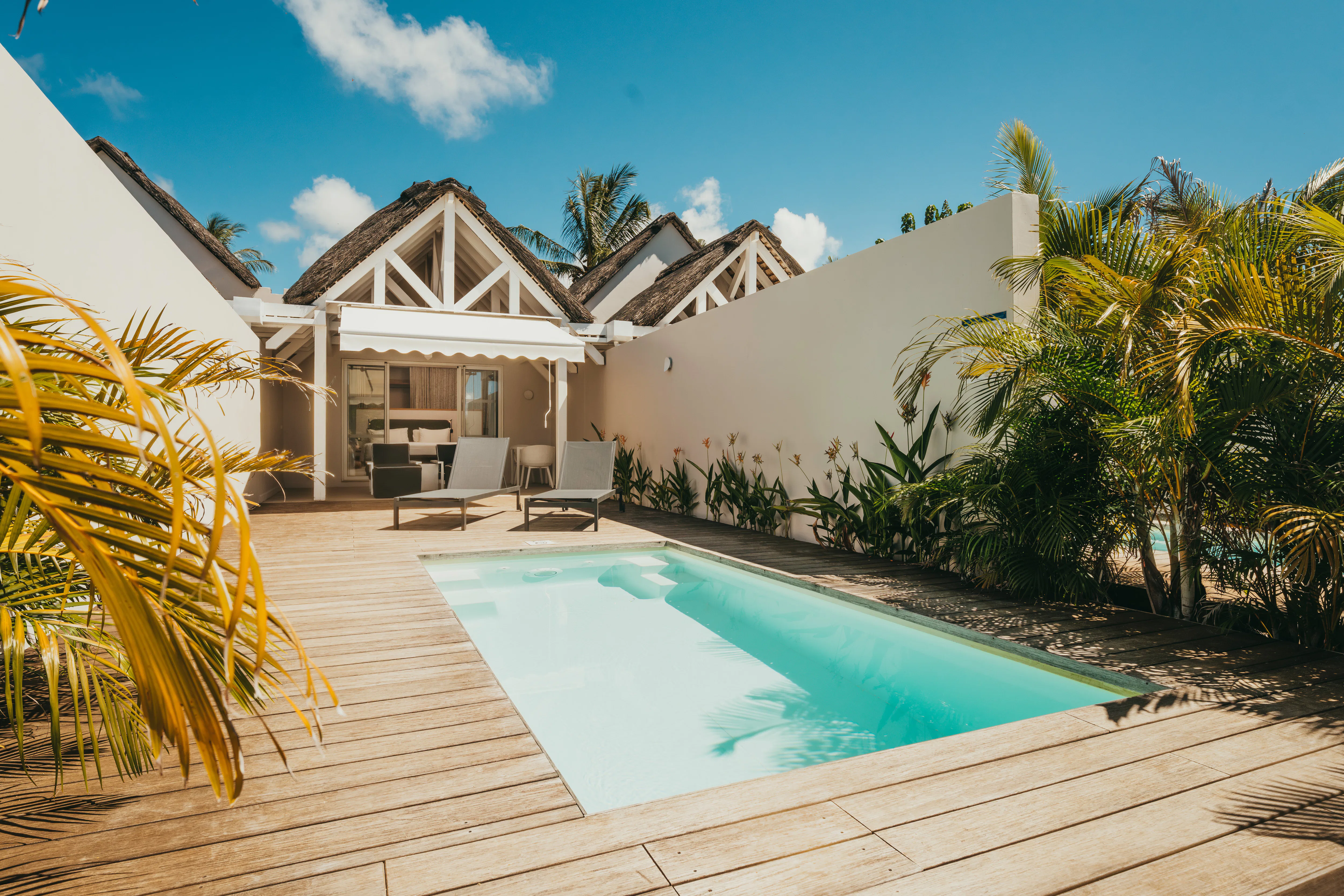 BEACHFRONT VILLA WITH PRIVATE POOL