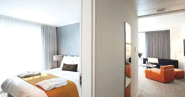 radisson-blu-gautrain-hotel-sandton-johannesburg-one-bedroom-suite_2552