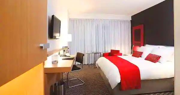 radisson-blu-gautrain-hotel-sandton-johannesburg-standard-room_2552