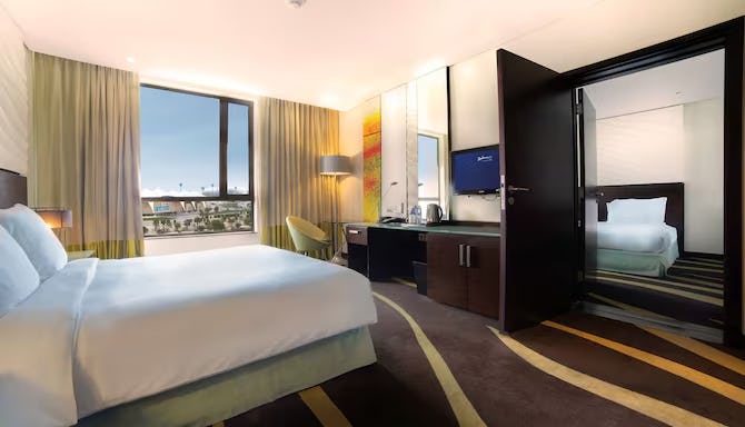 Family Stay - 2 Connected Standard Rooms