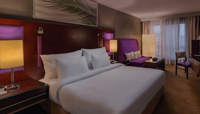 radisson-blu-hotel-cairo-heliopolis-egypt-family-stay-2-connected-room-01_10265
