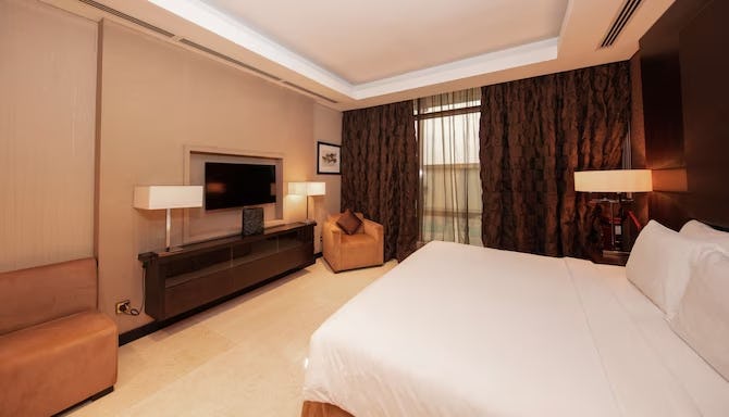 Presidential Suites with Lounge Access