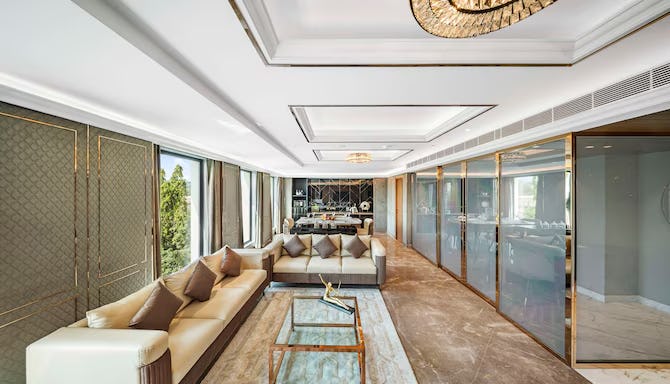 Presidential Penthouse Suite