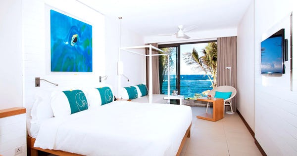 radisson-blu-poste-lafayette-resort-and-spa-superior-beachfront-rooms-01_2890