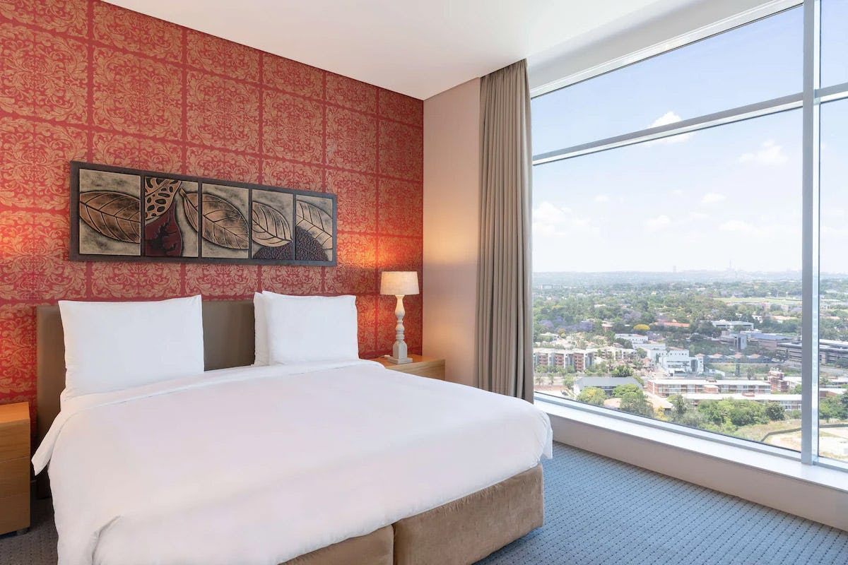 Two Bedroom Penthouse Suite - Skyline View