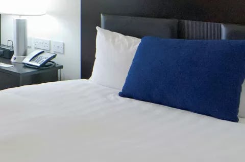 1 King Bed, Ocean View