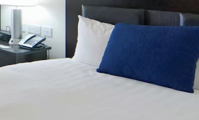 1 King Bed, Ocean View