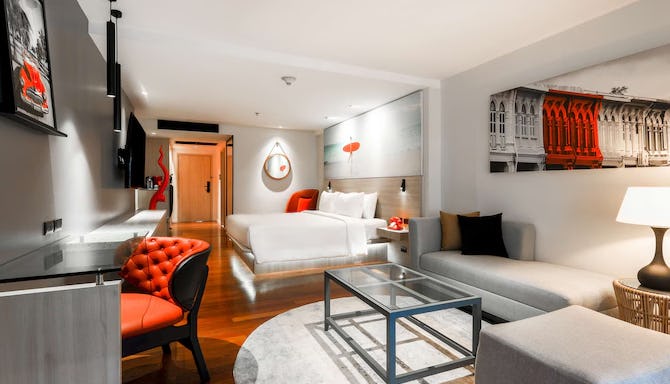 Deluxe Room - Partial Seaview