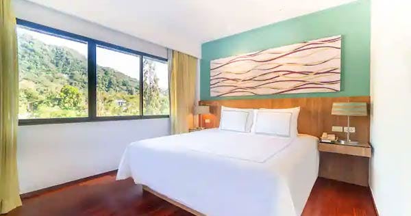 radisson-resort-and-suites-phuket-one-bedroom-suite-with-terrace-01_11567