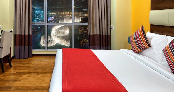 1 Twin Bed Junior Suite, Burj Khalifa and Fountain View, Non-Smoking