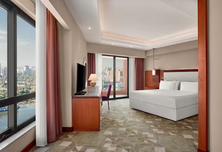 King Corner Room with Nile View