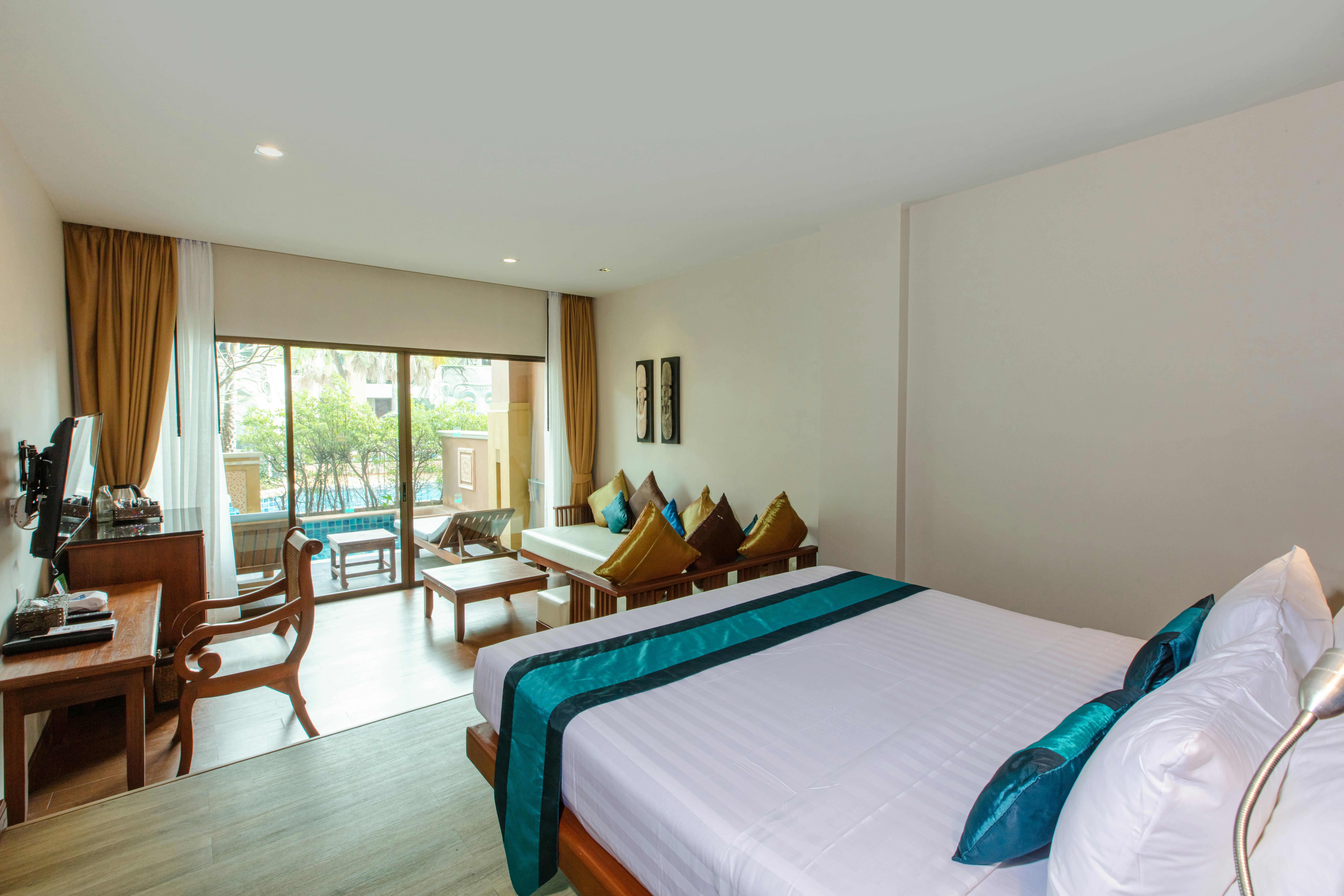 rawai-palm-beach-resort-phuket-deluxe-pool-access_3887