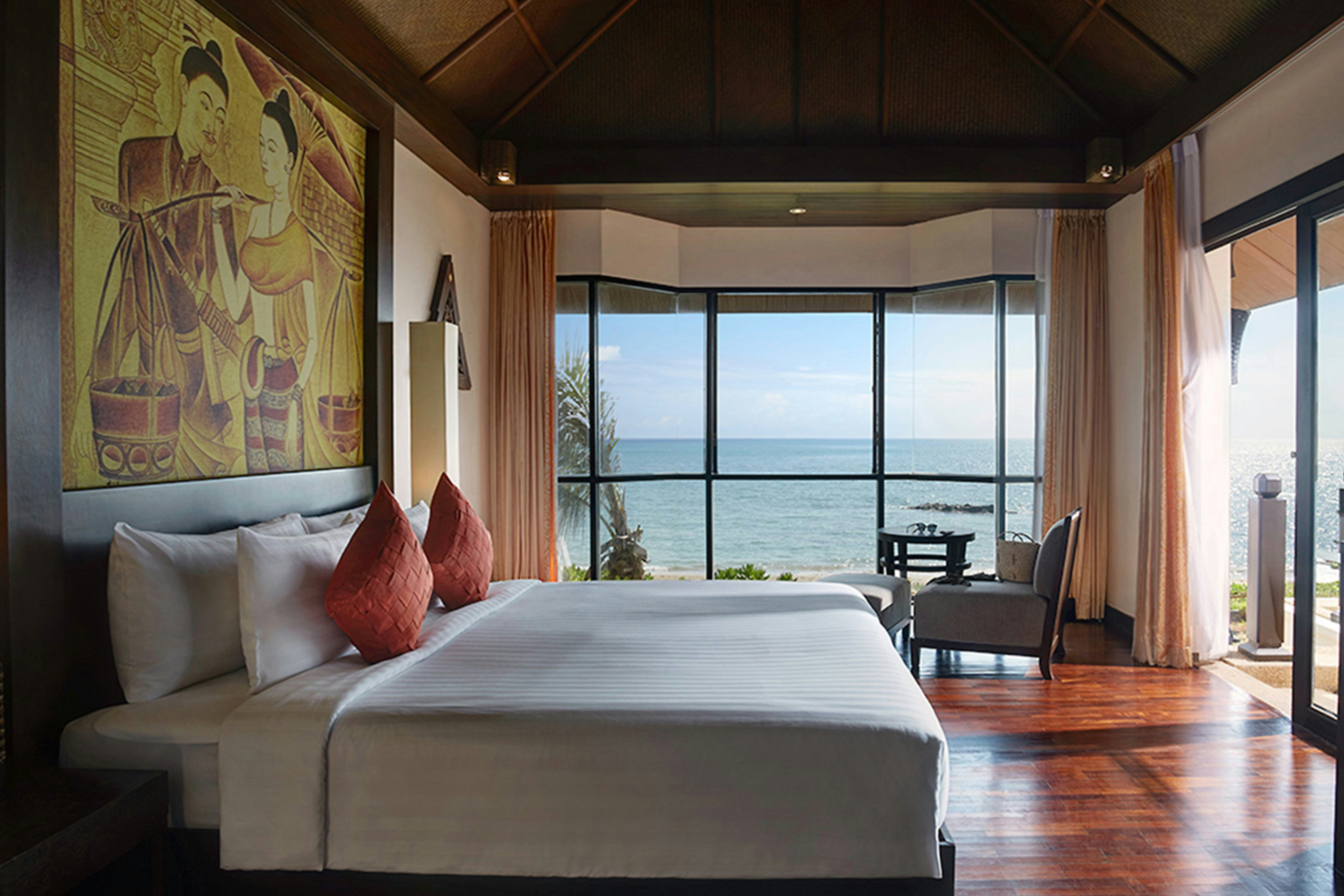 Beachfront Pool Villas