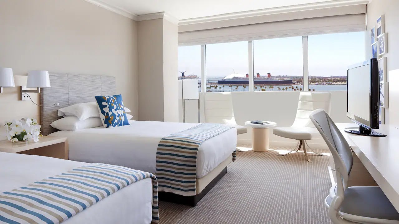 regency-long-beach-los-angeles-usa-2-double-bed-01_3684