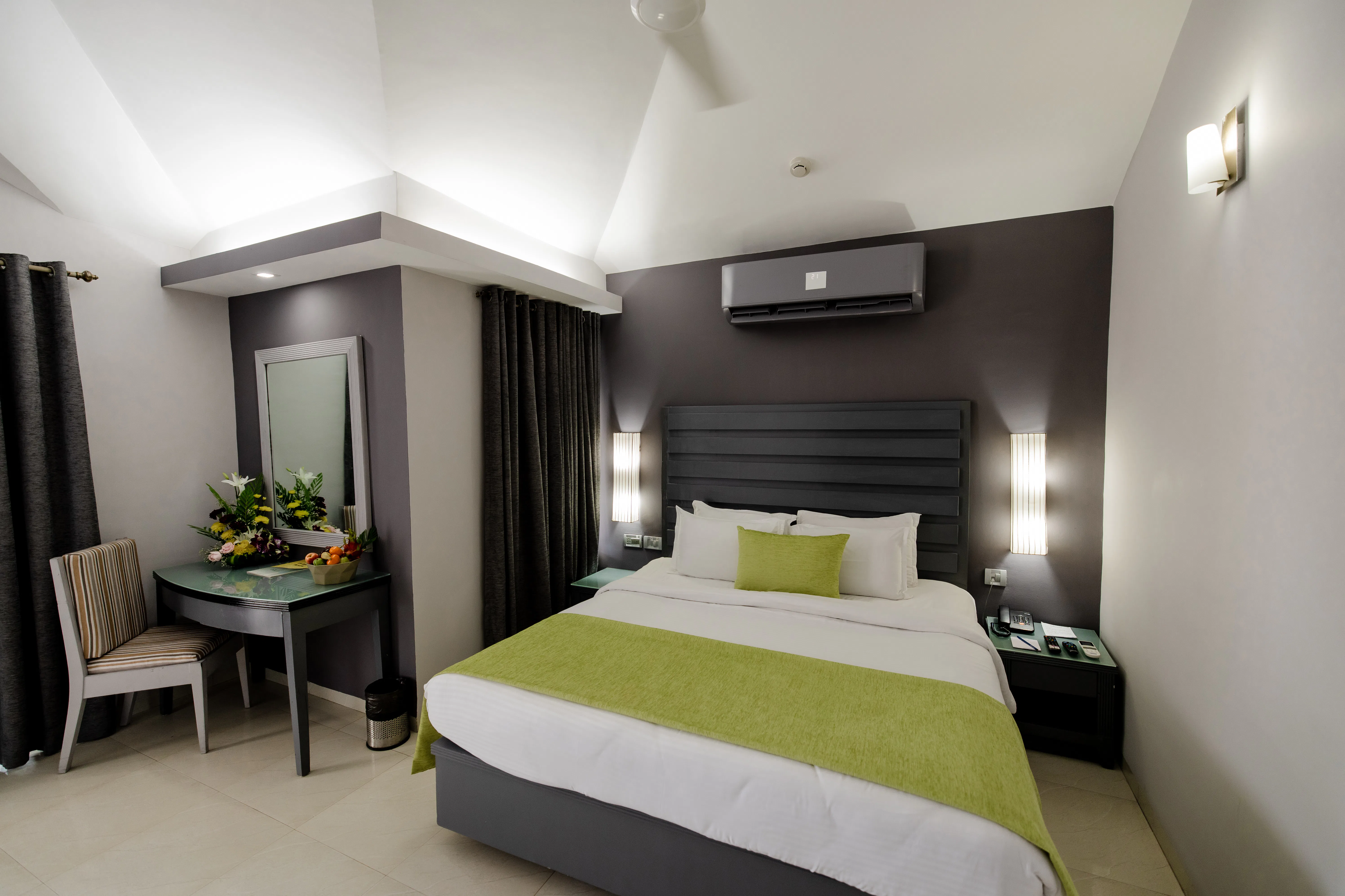 regenta-baywatch-resort-goa-luxury-garden-view-suite_1308