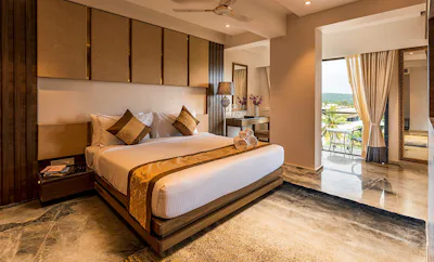 Deluxe Room with Balcony