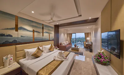 Deluxe Room with Balcony