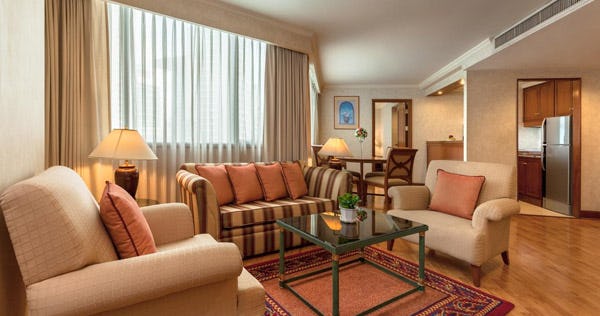 rembrandt-hotel-and-suites-bangkok-one-bedroom-suite-02_77
