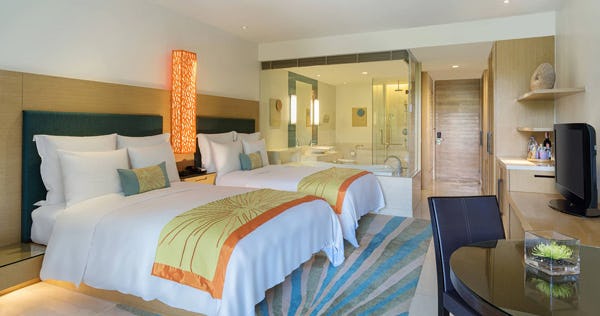 renaissance-phuket-resort-and-spa-guest-room-2-double-lagoon-view-balcony_2832