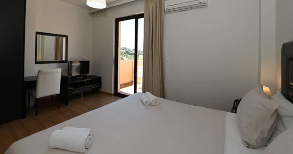 rimondi-grand-hotel-and-spa-resort-family-room-02_11031