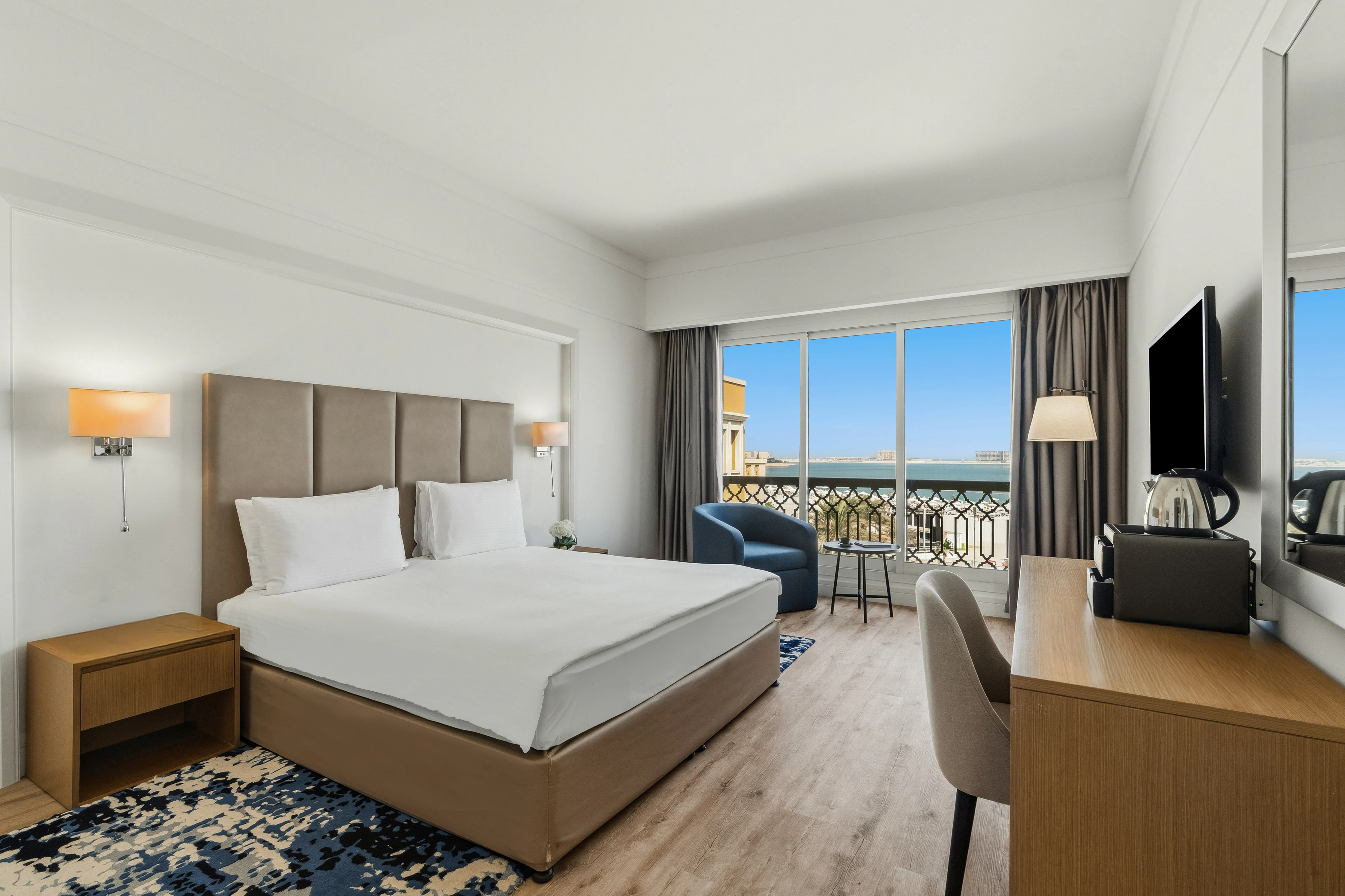 rixos-bab-al-bahr-ras-al-khaimah-deluxe-sea-pool-view-room_5866