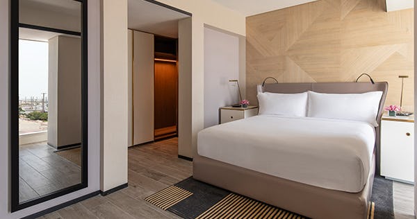 rixos-gulf-hotel-doha-one-bedroom-premium-suite-02_11811